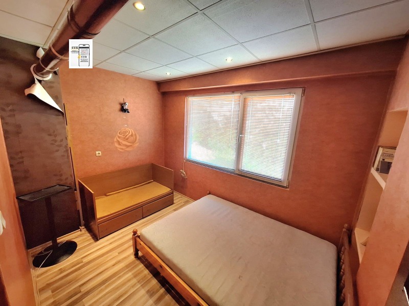 De vânzare  1 dormitor Dobrici , Balic , 71 mp | 56096000 - imagine [6]