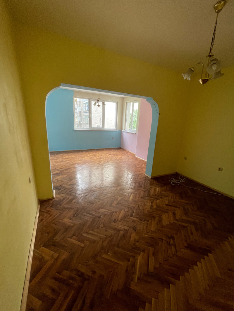 In vendita  2 camere da letto Stara Zagora , Tsentar , 100 mq | 30924526 - Immagine [2]