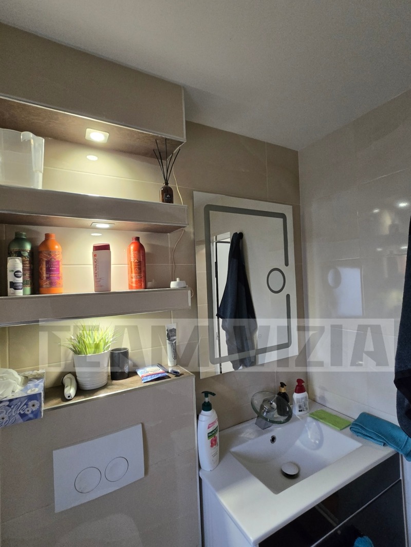 Продава ЕТАЖ ОТ КЪЩА, гр. София, Модерно предградие, снимка 11 - Етаж от къща - 52983897