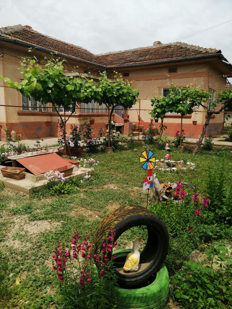 Продава КЪЩА, с. Кайнарджа, област Силистра