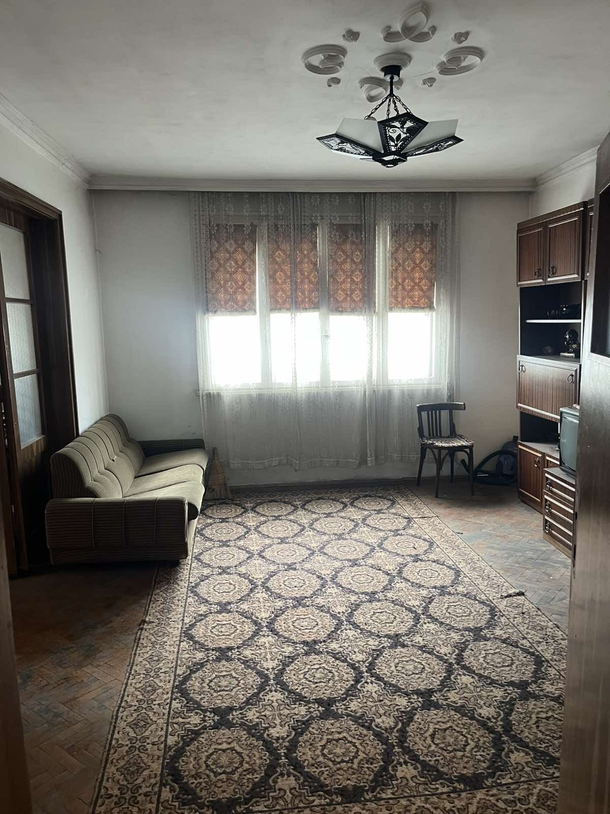 Продава ЕТАЖ ОТ КЪЩА, гр. Дупница, област Кюстендил, снимка 6 - Етаж от къща - 54498412