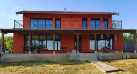Продажба на имоти в с. Ново село, област Русе - изображение 1 