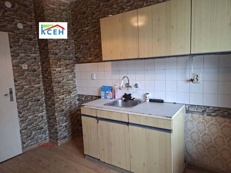 Продава 2-СТАЕН, гр. Търговище, Център, снимка 2 - Апартаменти - 53087062