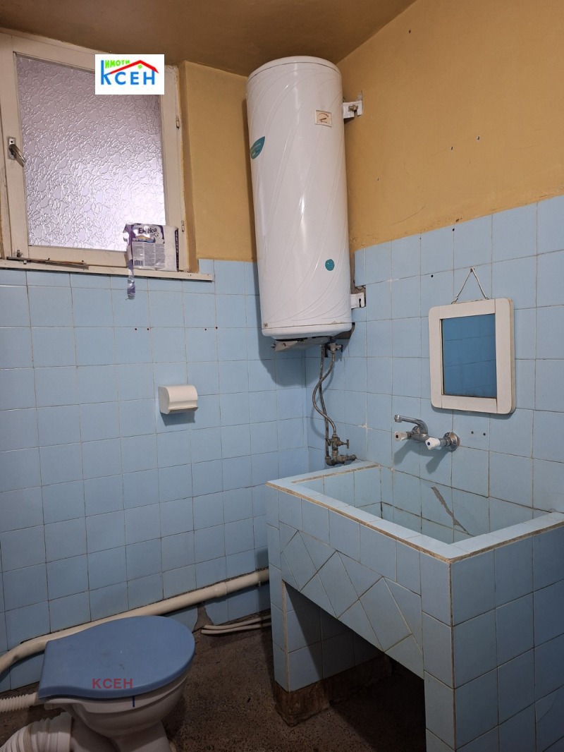 Продава 2-СТАЕН, гр. Търговище, Център, снимка 6 - Апартаменти - 53087062