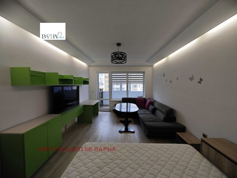 Продава 3-СТАЕН, град Варна, Автогара • 178000 € / 348137.74 лв. • 93937813 1