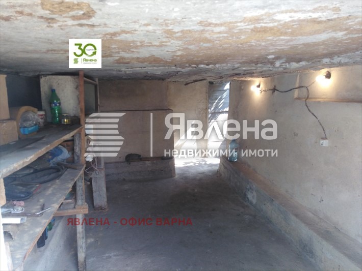 Продава КЪЩА, гр. Варна, Погреби, снимка 9 - Къщи - 47347688