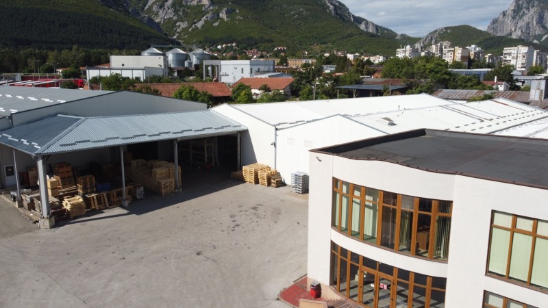 Продава ПРОМ. ПОМЕЩЕНИЕ, гр. Враца, Промишлена зона, снимка 13 - Производствени сгради - 52917102