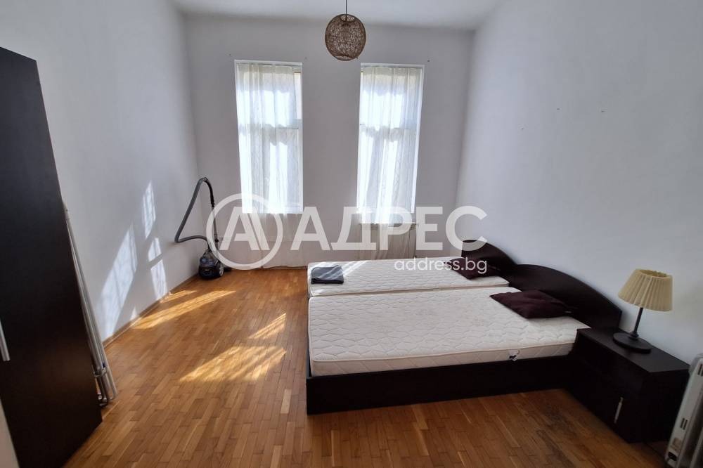 Продава МНОГОСТАЕН, гр. София, Център, снимка 2 - Апартаменти - 53800813