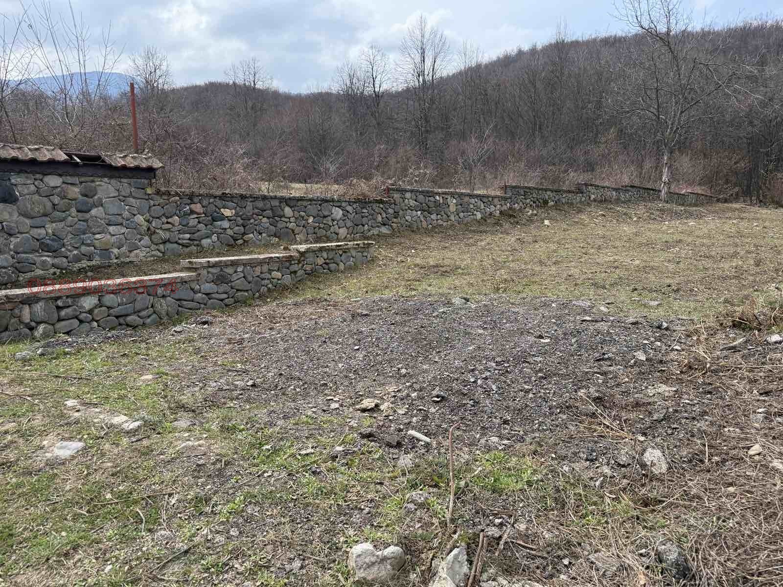 Продава ПАРЦЕЛ, гр. Берковица, област Монтана, снимка 2 - Парцели - 54321986