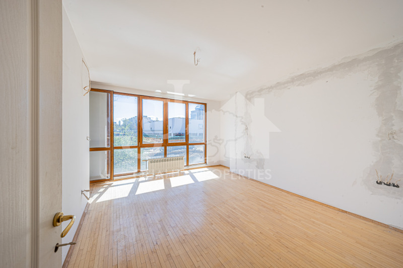 Продава МНОГОСТАЕН в град София, Изток - 169 кв.м / 670 000 € » 1 310 406.10 лв., ДЖЕЙ И ДЖЕЙ КОРПОРЕЙШЪН ООД