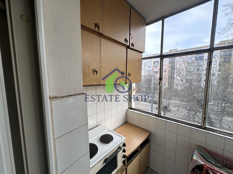 Продава 3-СТАЕН, гр. Пловдив, Кършияка, снимка 13 - Aпартаменти - 49451100