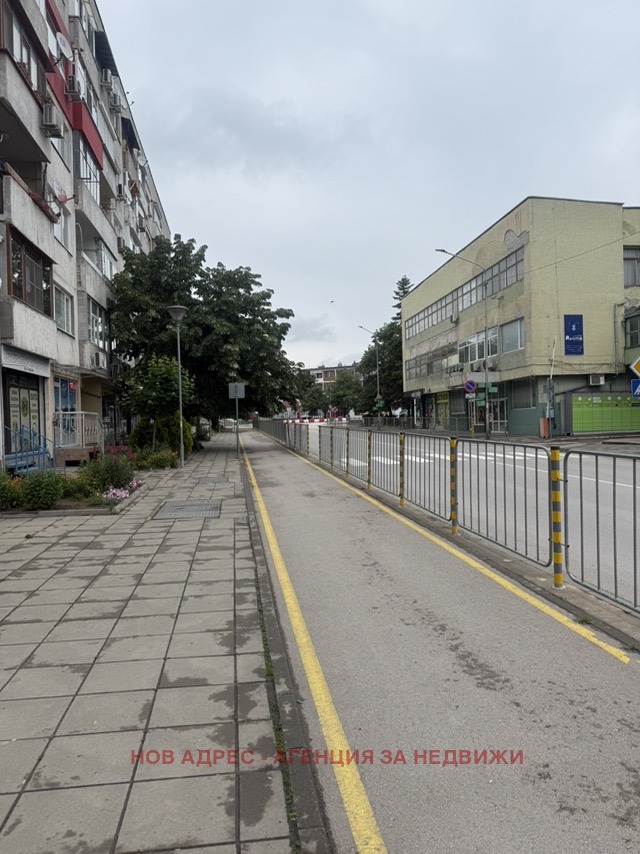 Eladó  2 hálószobás Targovishte , Centar , 81 négyzetméter | 78841610
