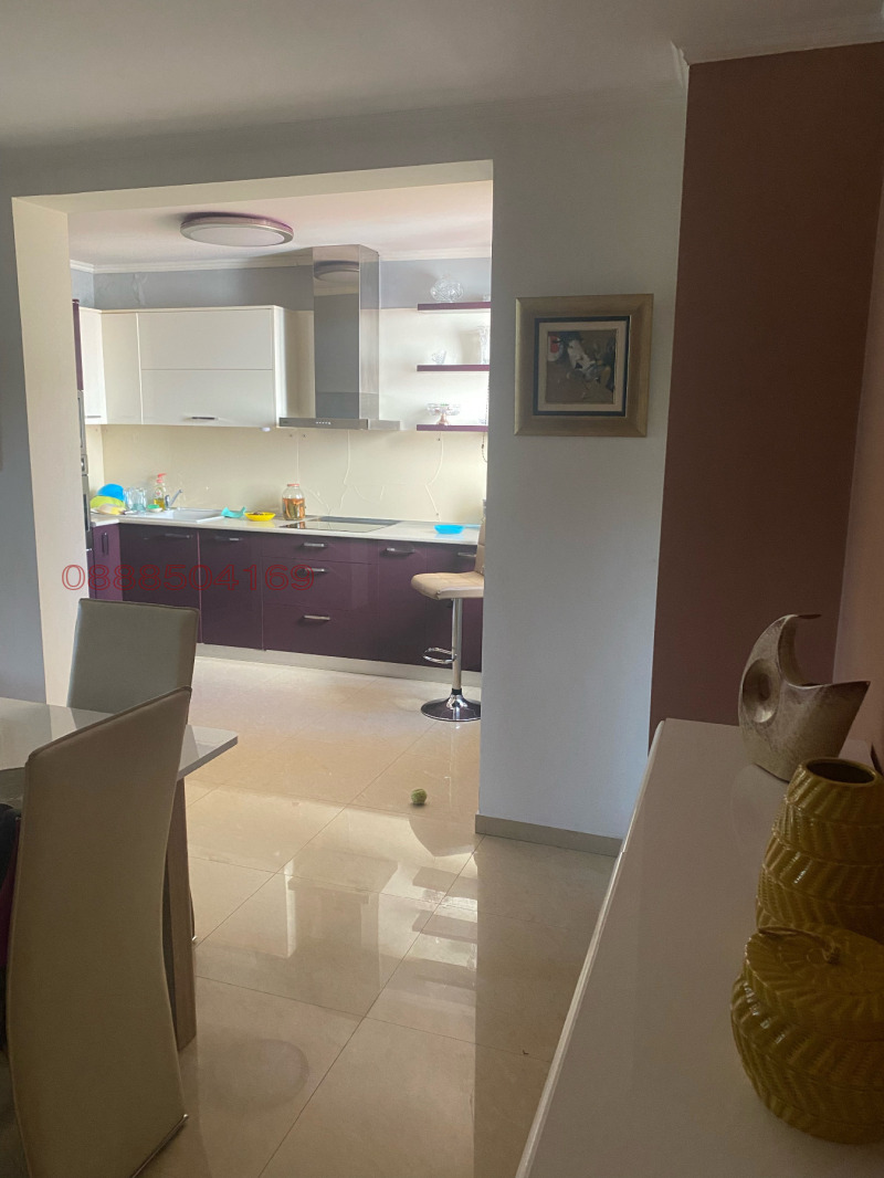 Na prodej  Mezonet Plovdiv , Ostromila , 200 m2 | 73609995 - obraz [4]