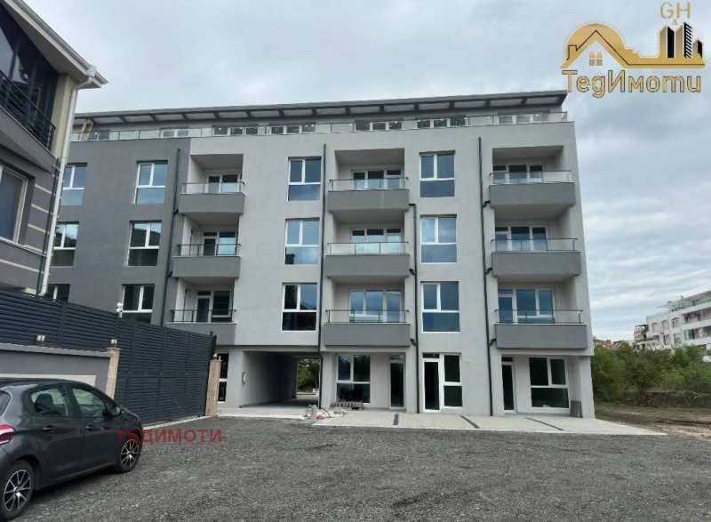 Te koop  Zolder Burgas , Sarafovo , 93 m² | 59547409
