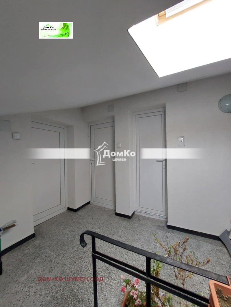 Продава ЕТАЖ ОТ КЪЩА, гр. Шумен, Център, снимка 8 - Етаж от къща - 53173349