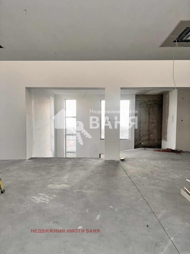 Продава КЪЩА, гр. Карлово, област Пловдив, снимка 8 - Къщи - 49081870