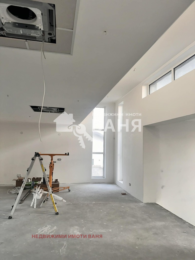 Продава КЪЩА, гр. Карлово, област Пловдив, снимка 10 - Къщи - 49081870