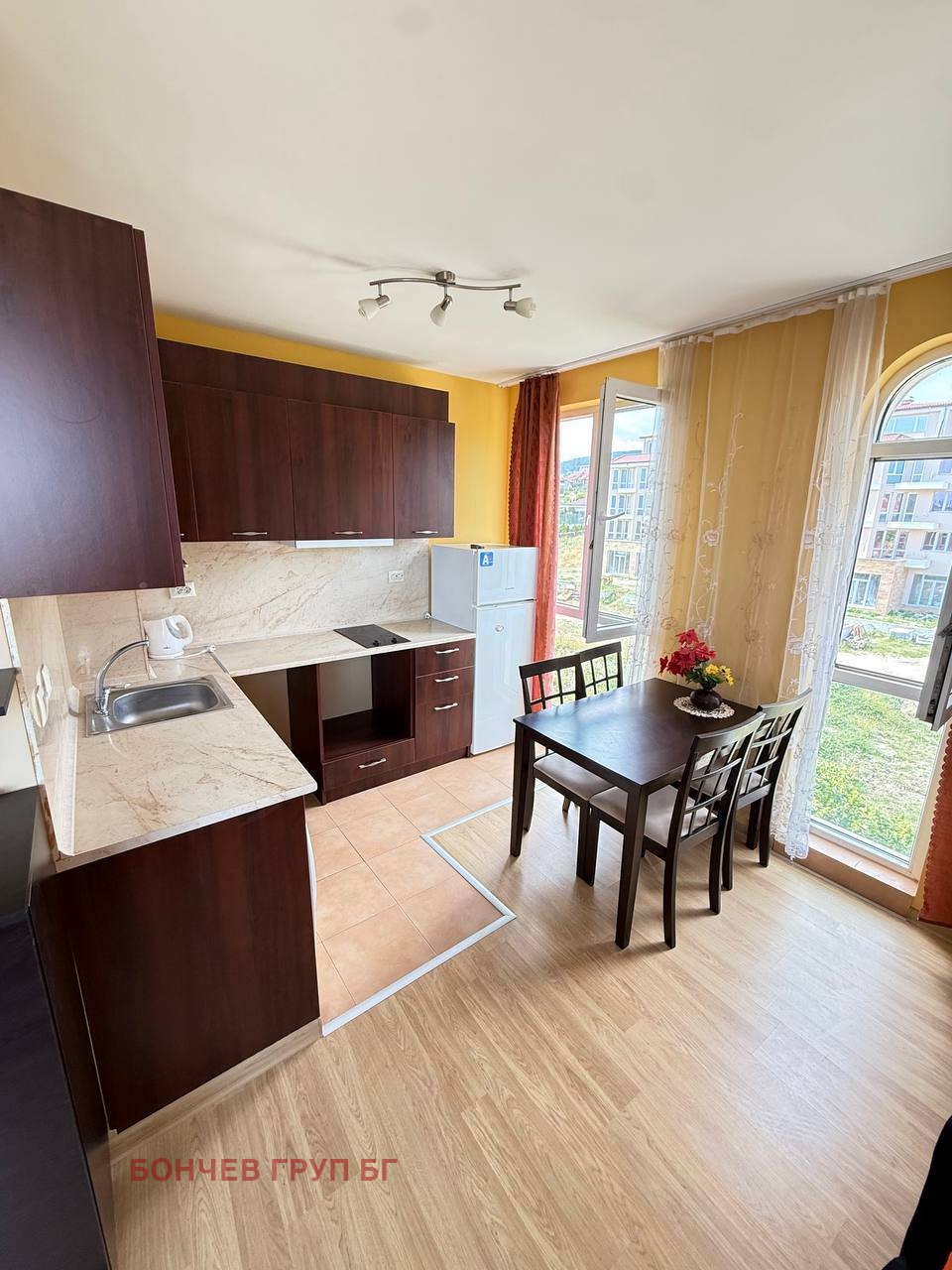 Продава 2-СТАЕН, гр. Свети Влас, област Бургас, снимка 2 - Апартаменти - 53077052
