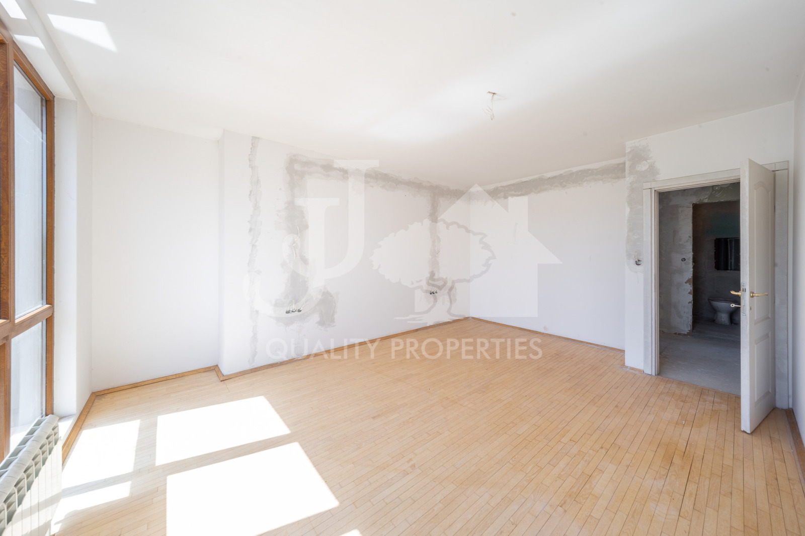 Продава МНОГОСТАЕН, гр. София, Изток, снимка 10 - Апартаменти - 54254051