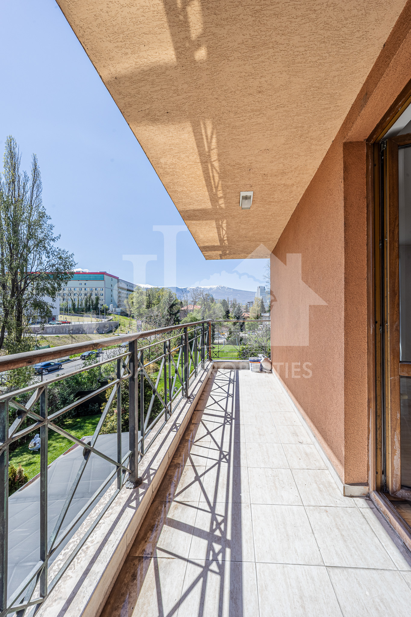 Продава МНОГОСТАЕН, гр. София, Изток, снимка 5 - Апартаменти - 54254051