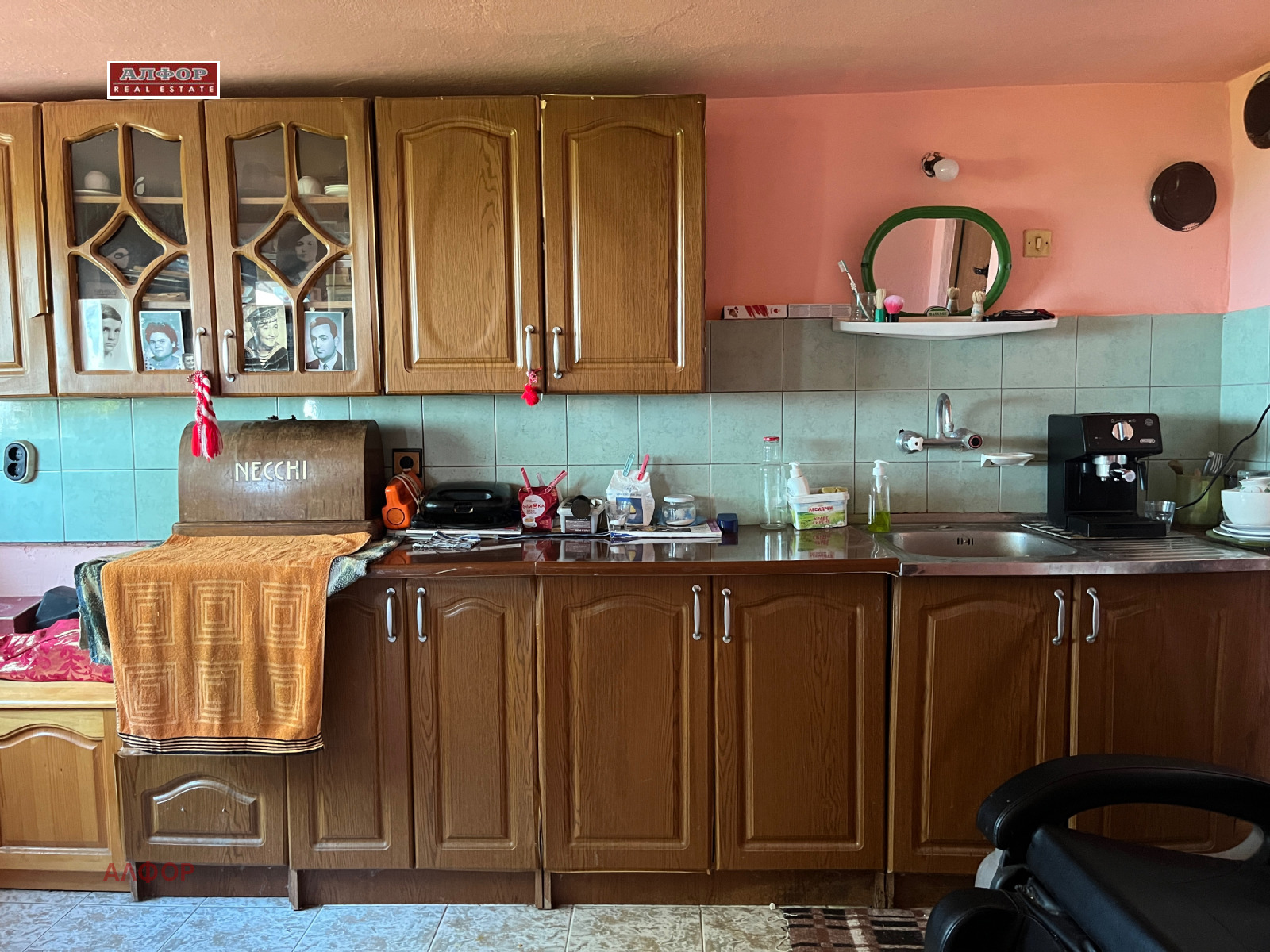 Продава КЪЩА, гр. Варна, м-т Сотира, снимка 7 - Къщи - 54297506