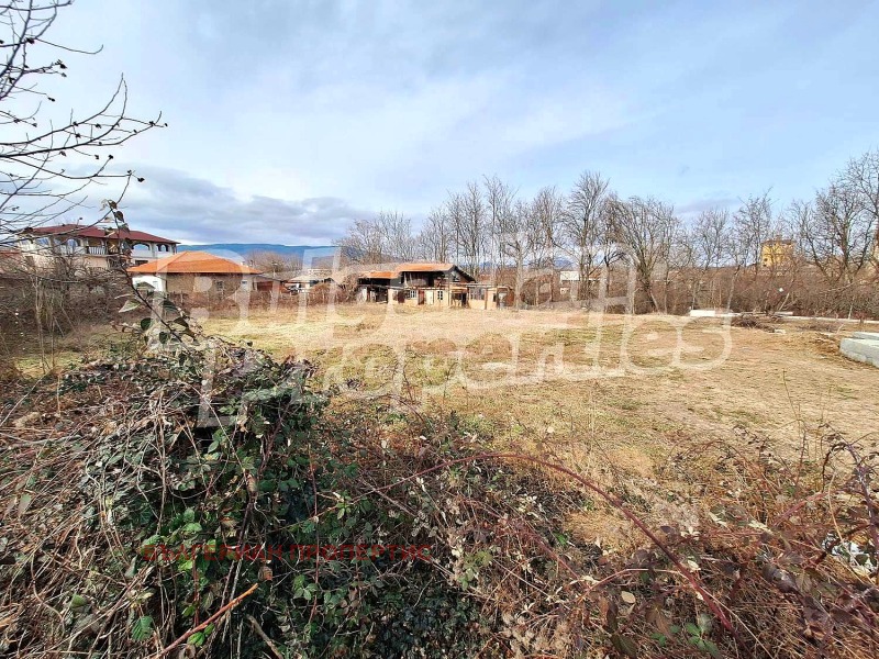 Продава ПАРЦЕЛ в област Кюстендил, с. Бараково - 795 кв.м / 32 000 € » 62 586.56 лв., БЪЛГЕРИАН ПРОПЕРТИС