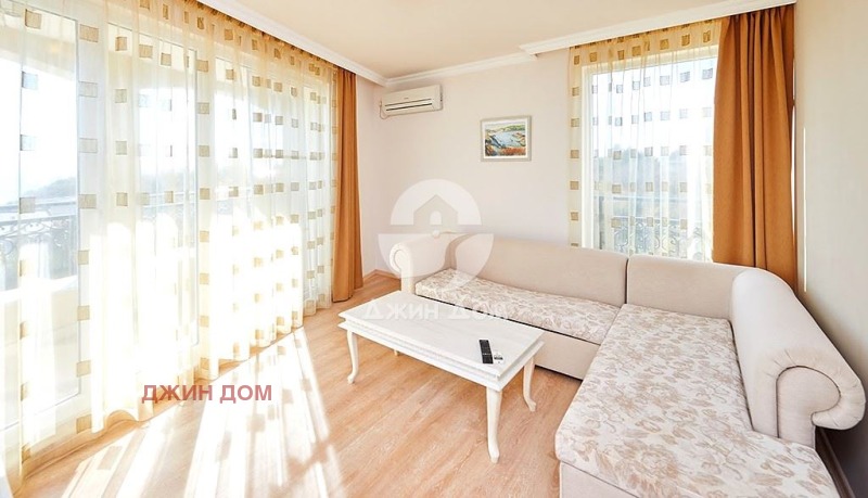 Продава  2-стаен област Бургас , гр. Поморие , 81 кв.м | 13416805