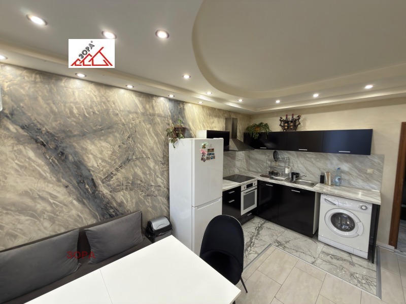 Продава 3-СТАЕН, гр. Враца, Център, снимка 2 - Апартаменти - 53507425