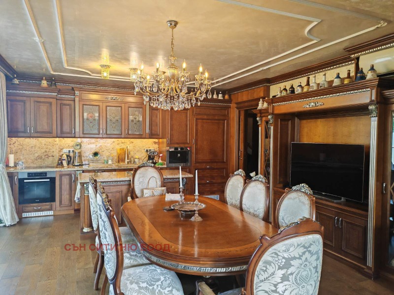 Продава  4-стаен, град София, Лозенец •  900 000 € • ID 36182489 — holmes.bg - [1] 