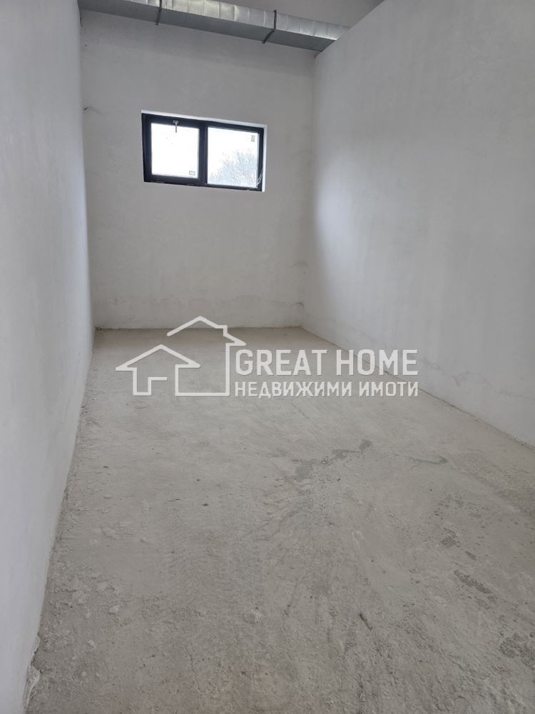 Продава ГАРАЖ, ПАРКОМЯСТО, гр. Търговище, Център