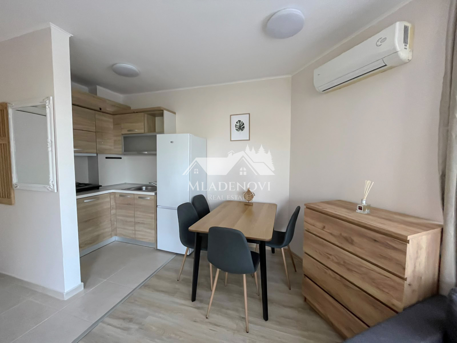 Продава 2-СТАЕН, гр. Бяла, област Варна, снимка 5 - Апартаменти - 56130821