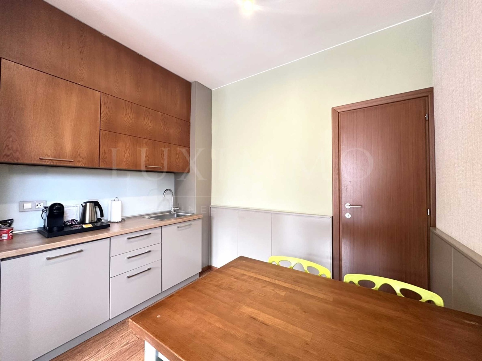 Продава КЪЩА, гр. Добринище, област Благоевград, снимка 5 - Къщи - 54288897