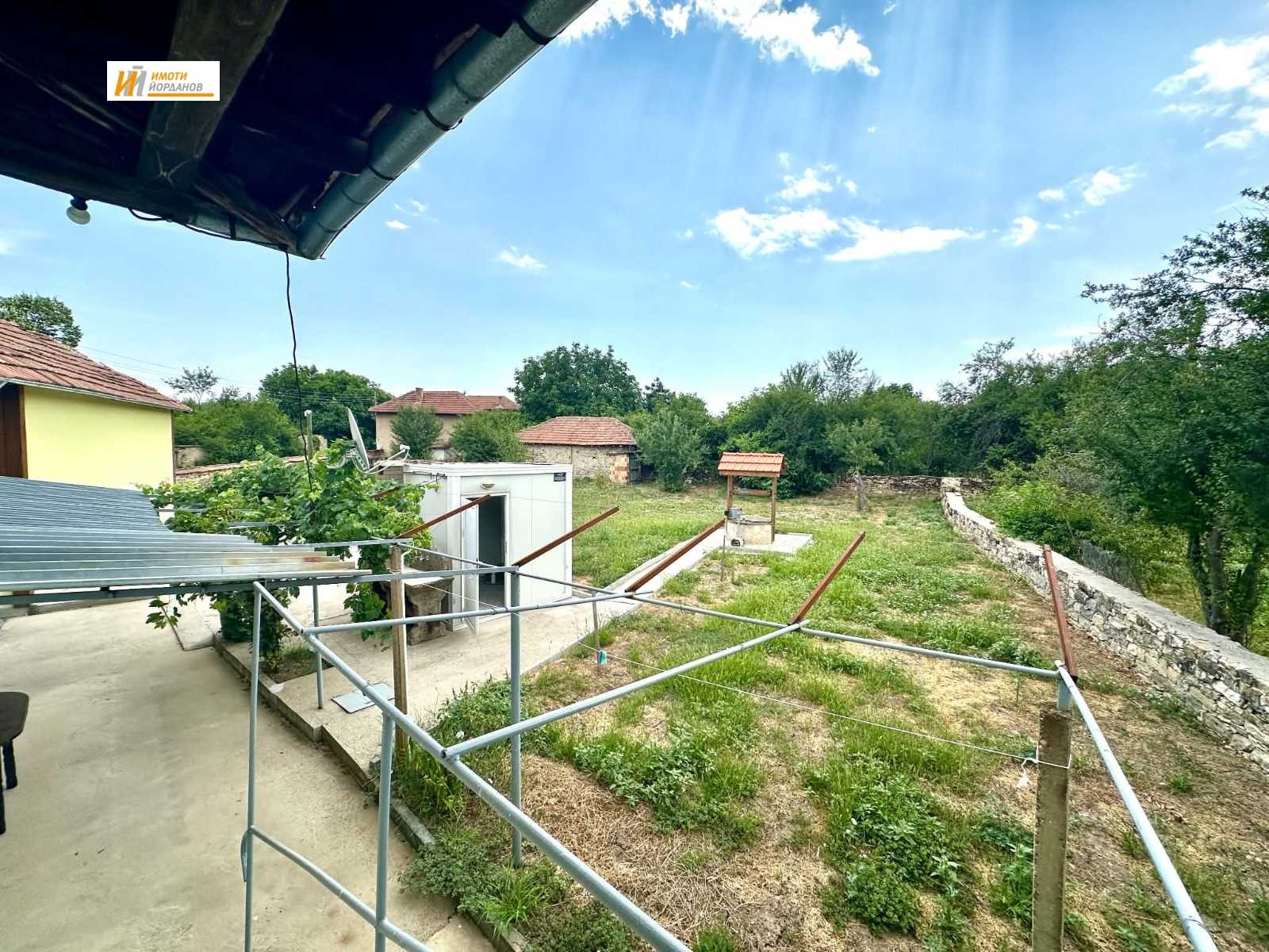 Продава КЪЩА, с. Ново село, област Велико Търново, снимка 6 - Къщи - 54627458