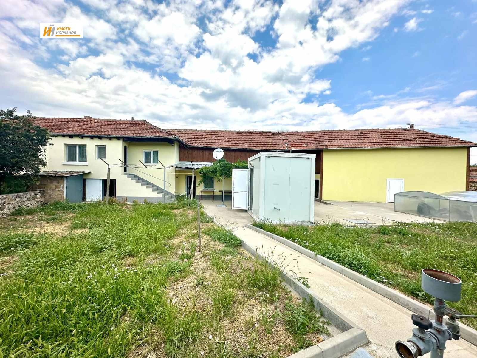 Продава КЪЩА, с. Ново село, област Велико Търново, снимка 1 - Къщи - 54627458