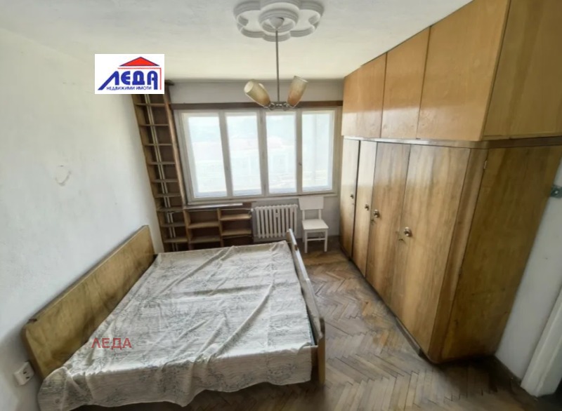 Na prodej  1 ložnice Pleven , Idealen centar , 70 m2 | 34825630