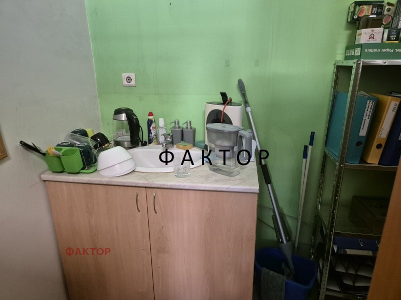 Продава ОФИС, гр. Пловдив, Тракия, снимка 4 - Офиси - 47630172