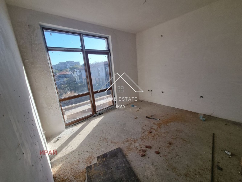 En venta  Casa Stara Zagora , Studentsko gradche , 267 metros cuadrados | 46832149 - imagen [5]