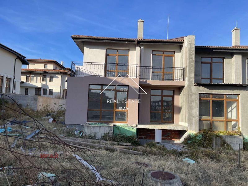 En venta  Casa Stara Zagora , Studentsko gradche , 267 metros cuadrados | 46832149 - imagen [2]