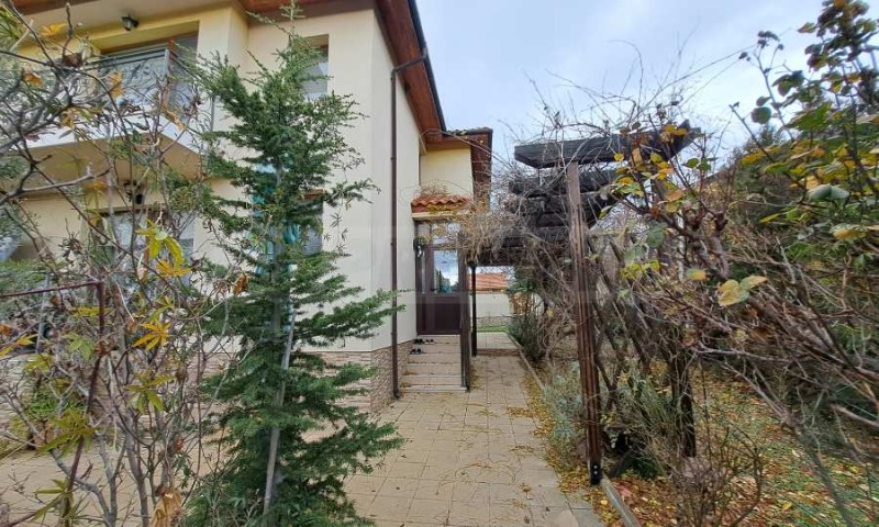 Продава КЪЩА, гр. Бургас, Банево, снимка 5 - Къщи - 49102761