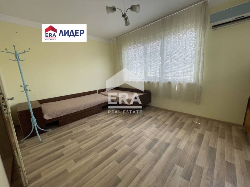 Na sprzedaż  Dom Ruse , Drużba 2 , 116 mkw | 54916287 - obraz [4]