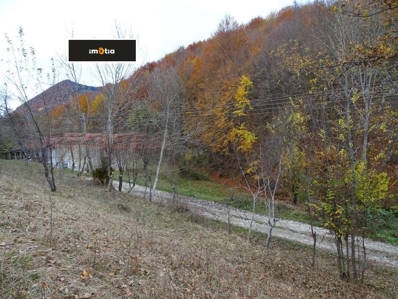 Продава ПАРЦЕЛ, гр. Априлци, област Ловеч, снимка 7 - Парцели - 53033964