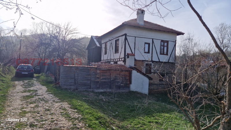 Продава КЪЩА, гр. Батак, област Пазарджик, снимка 3 - Къщи - 45428246