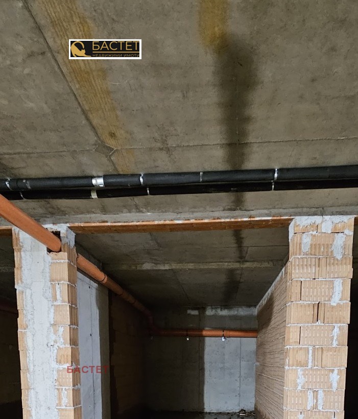 Продава ГАРАЖ, ПАРКОМЯСТО, гр. София, Люлин 9, снимка 4 - Гаражи и паркоместа - 52523543