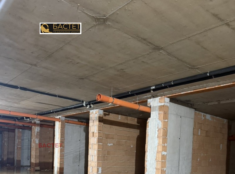 Продава ГАРАЖ, ПАРКОМЯСТО, гр. София, Люлин 9, снимка 2 - Гаражи и паркоместа - 52523543