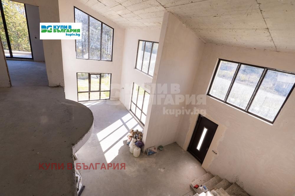 Продава КЪЩА, гр. Варна, м-т Перчемлията, снимка 2 - Къщи - 53904400