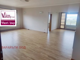 Продаја 3+ спаваћа соба
