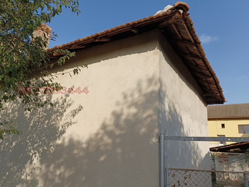Продава КЪЩА, гр. Луковит, област Ловеч, снимка 7 - Къщи - 52783425
