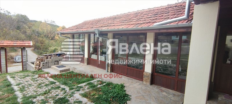Продава КЪЩА, с. Голям извор, област Ловеч, снимка 4 - Къщи - 53425377