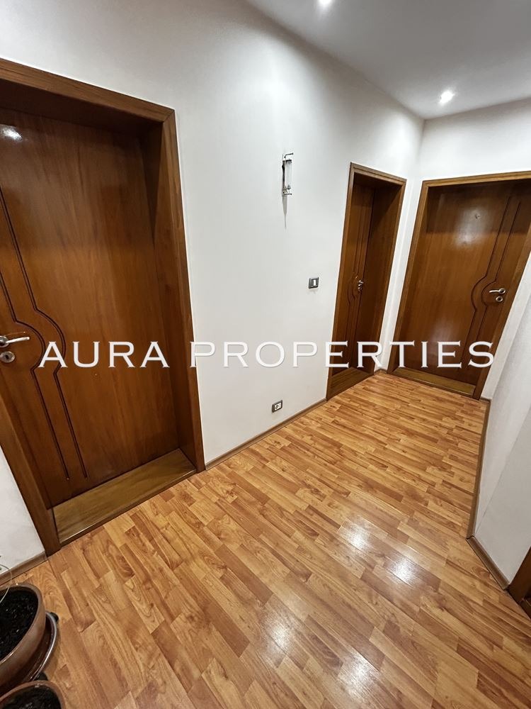 Продава КЪЩА, гр. Разград, Варош, снимка 9 - Къщи - 56198202