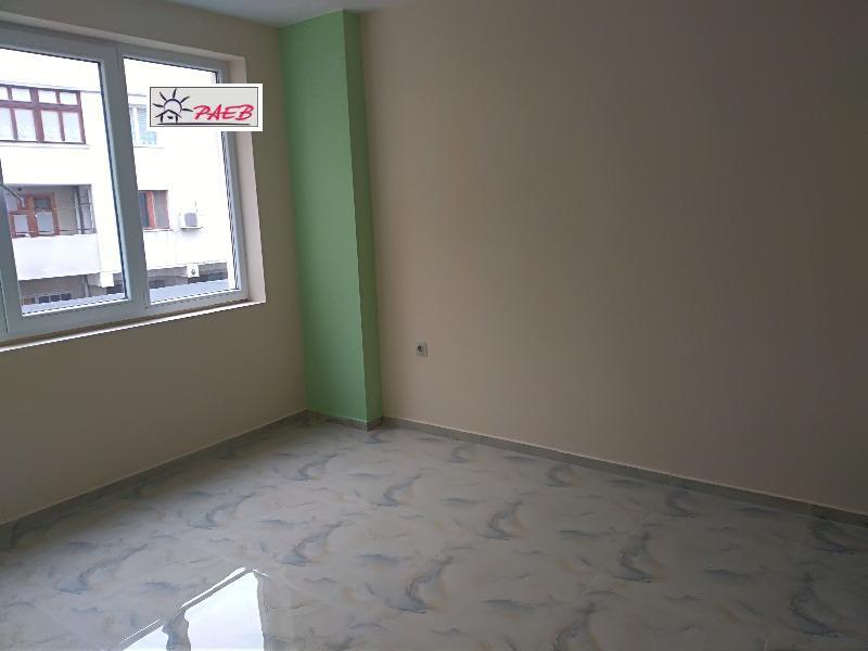 Na prodej  2 ložnice Ruse , Rodina 1 , 81 m2 | 74213344 - obraz [6]